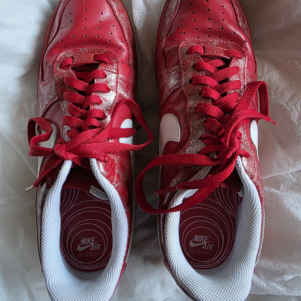 Nike Air Force 1 Red Sneakers